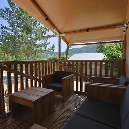 Rcn Les Collines De 4*