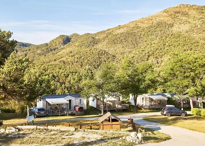 Rcn Les Collines De Kemping 4*