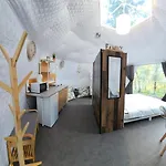 Camping Rcn Les Collines De 4*