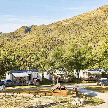 Rcn Les Collines De Campsite 4*