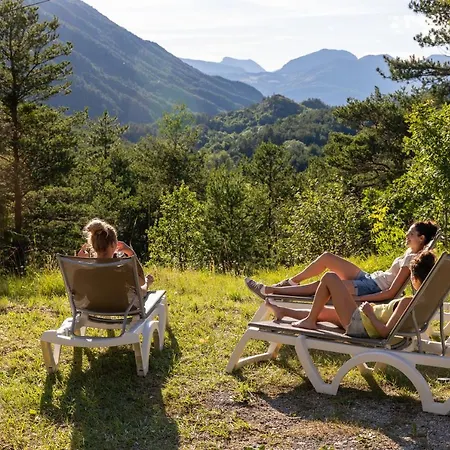 Rcn Les Collines De 4*