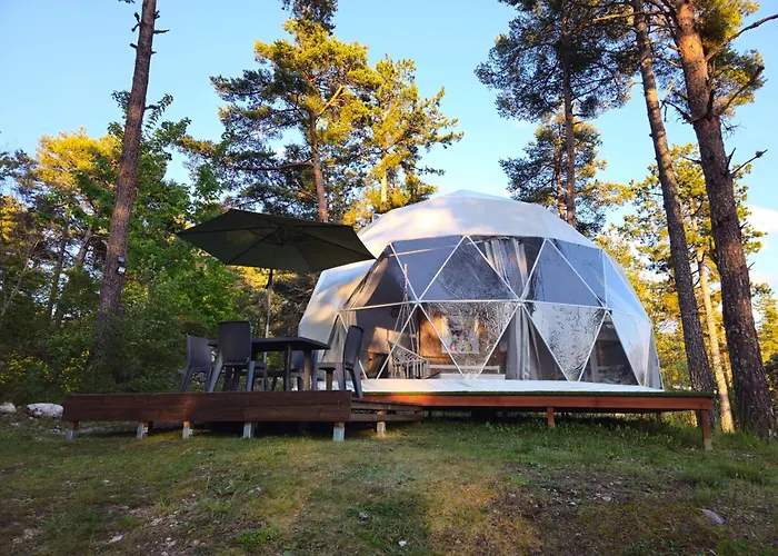 Parque de Campismo Rcn Les Collines De 4*